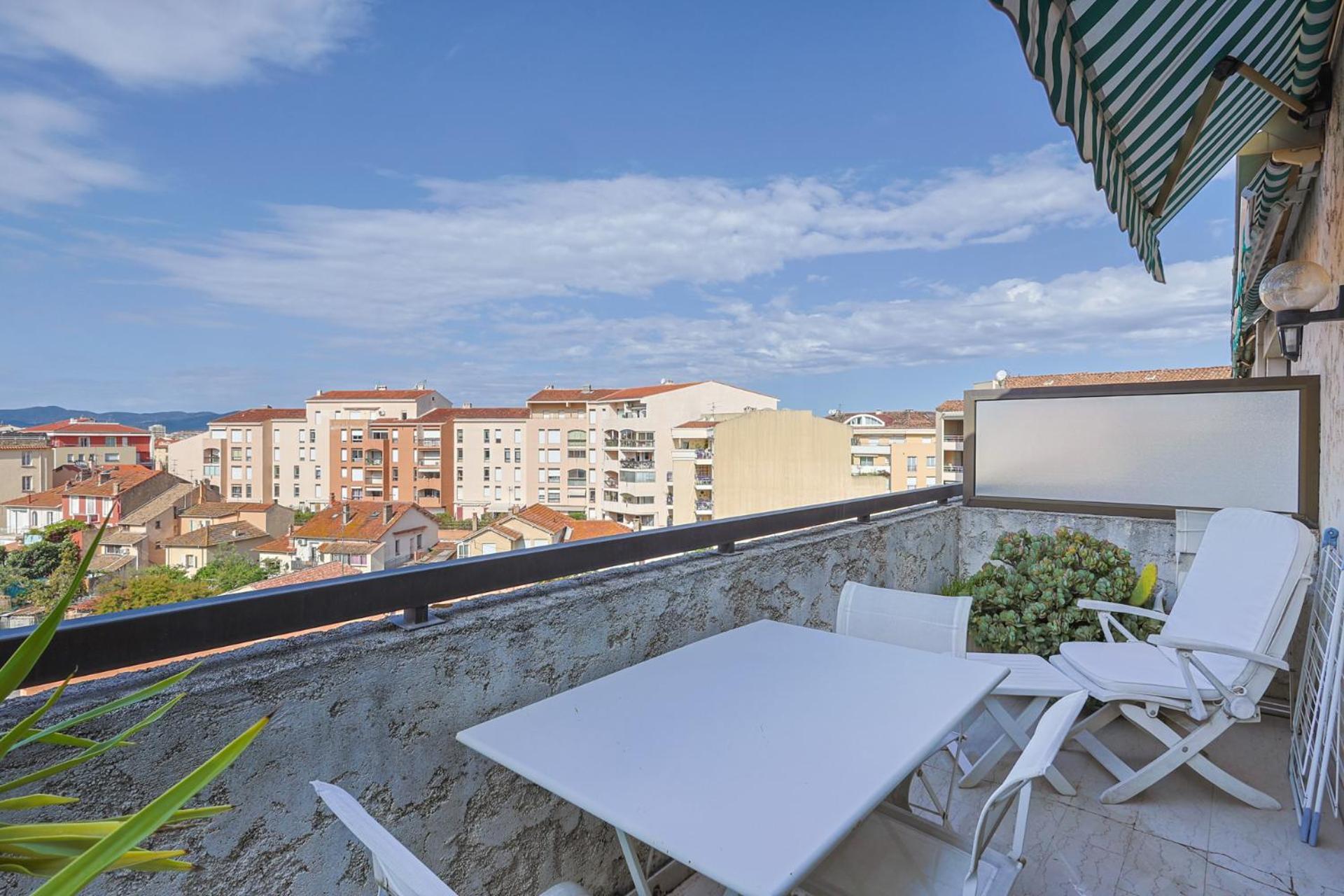 Appartement Globetrotter Saint-Raphael  Bagian luar foto