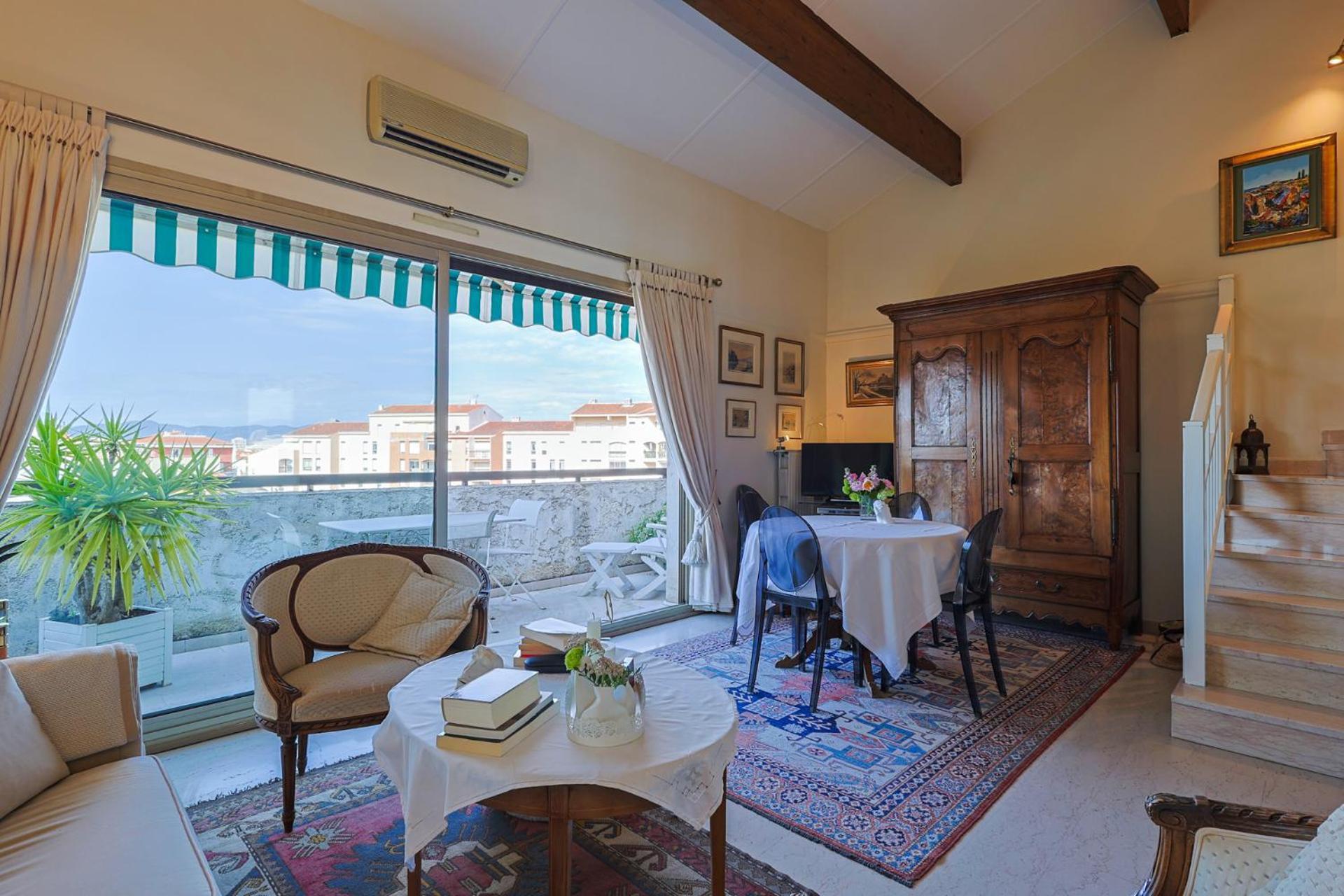 Appartement Globetrotter Saint-Raphael  Bagian luar foto