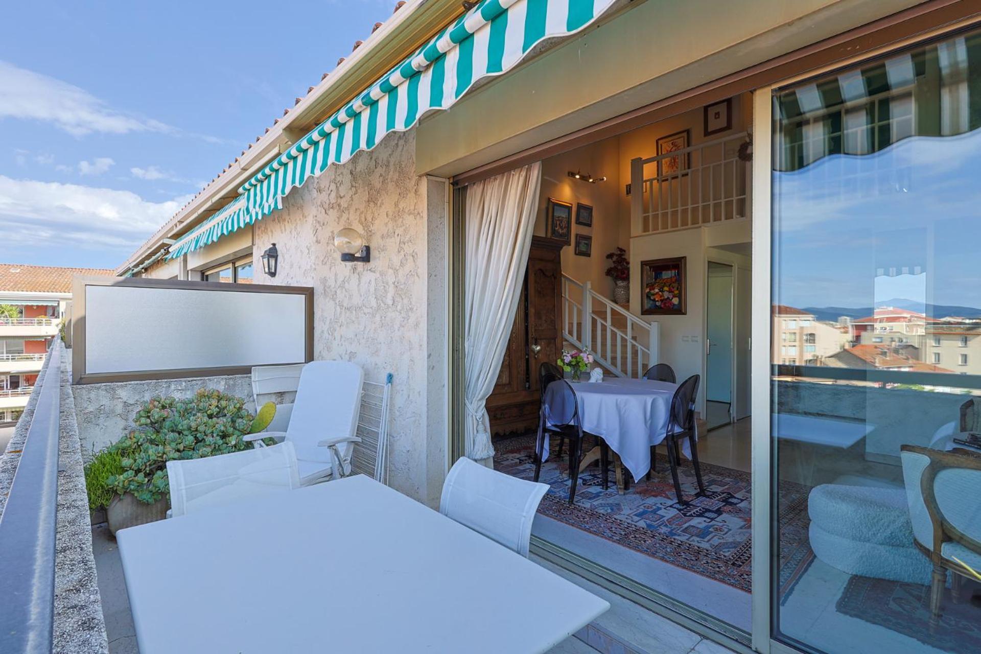Appartement Globetrotter Saint-Raphael  Bagian luar foto